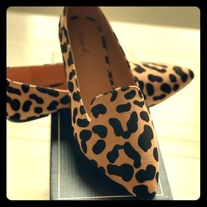(NIB)  Black & Tan Leopard Ballerina